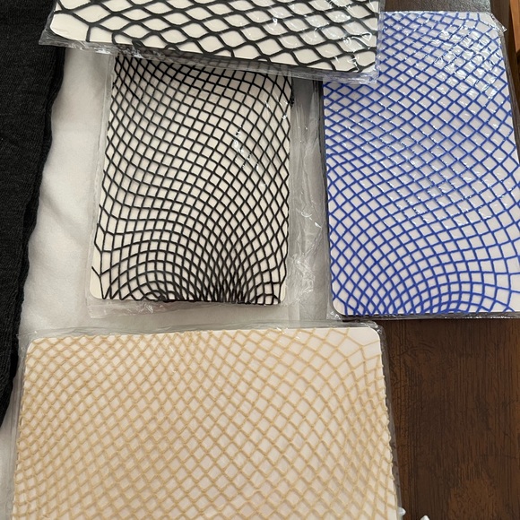 Assorted Men's Socks Collection - Picture 2 of 14